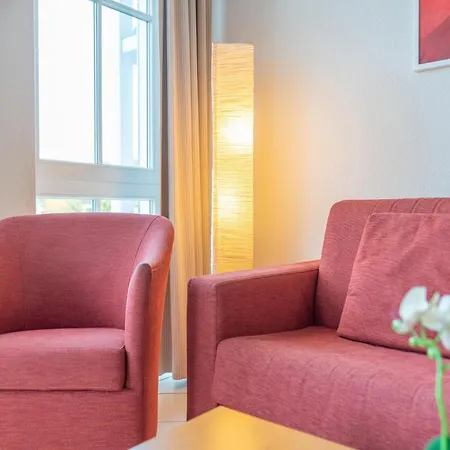 Strandurlaub Mit Der Familie - Mit Balkon In Apartment